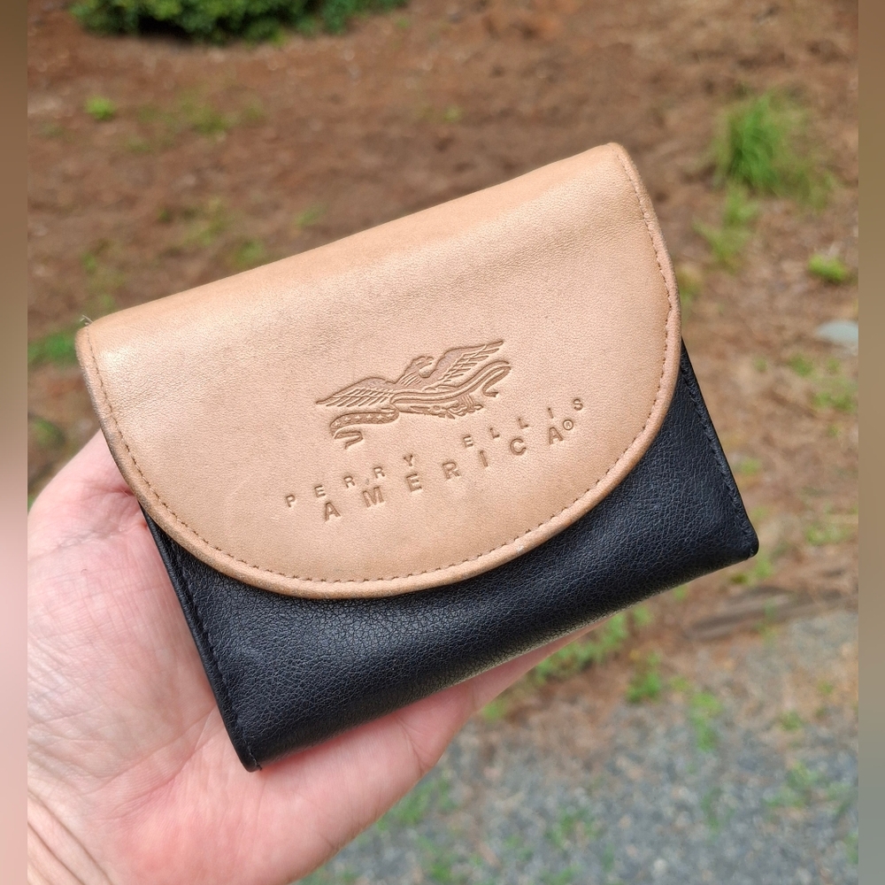 Black Leather Tote Bag - Picture 11 of 16